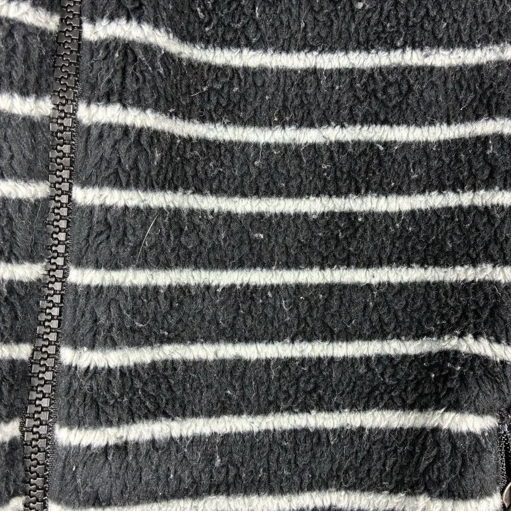 The North Face Womens Striped Fuzzy Fleece Black Full-Zip Jacket Sz S * PILLING - Picture 6 of 11